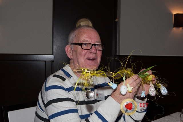 20150322 frans versteden fotografie - tilburginbeeld FRVE0831.jpg - eet met je hart lunch en creatieve workshop paastakken maken